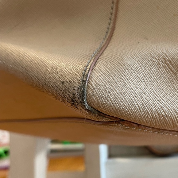 Large pale pink/light peach Tory Burch shoulder bag GREAT for spring 🩷 - Picture 5 of 11